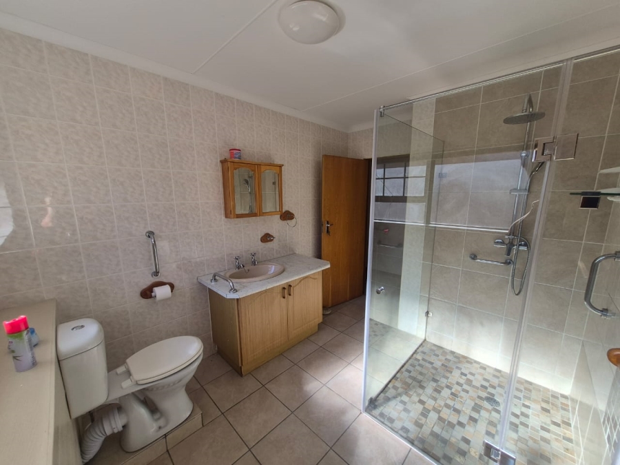 4 Bedroom Property for Sale in Dana Bay Western Cape